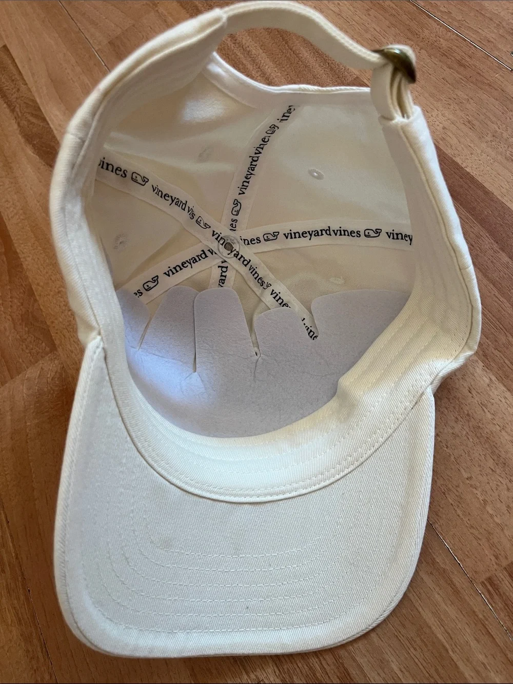 NEW Vineyard Vines Cream & Navy Kids Whale Logo Baseball Hat ⚓️
